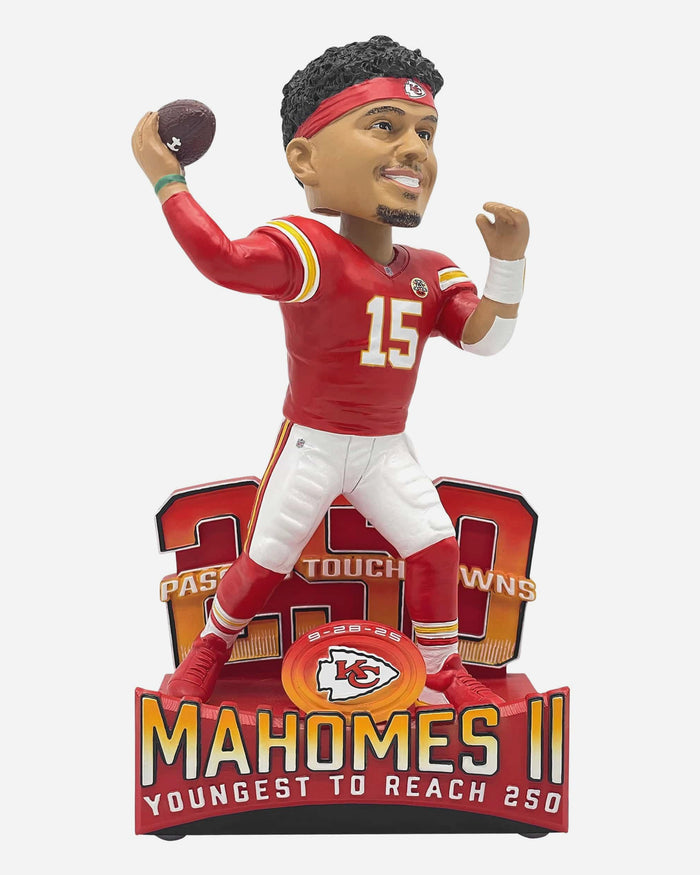 Patrick Mahomes Kansas City Chiefs 250 Career Passing Touchdowns Bobblehead FOCO - FOCO.com