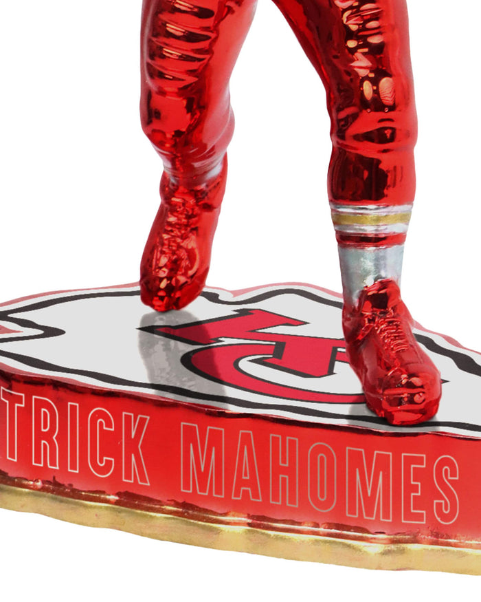 Patrick Mahomes Kansas City Chiefs Electroplated Edition Bobblehead FOCO - FOCO.com