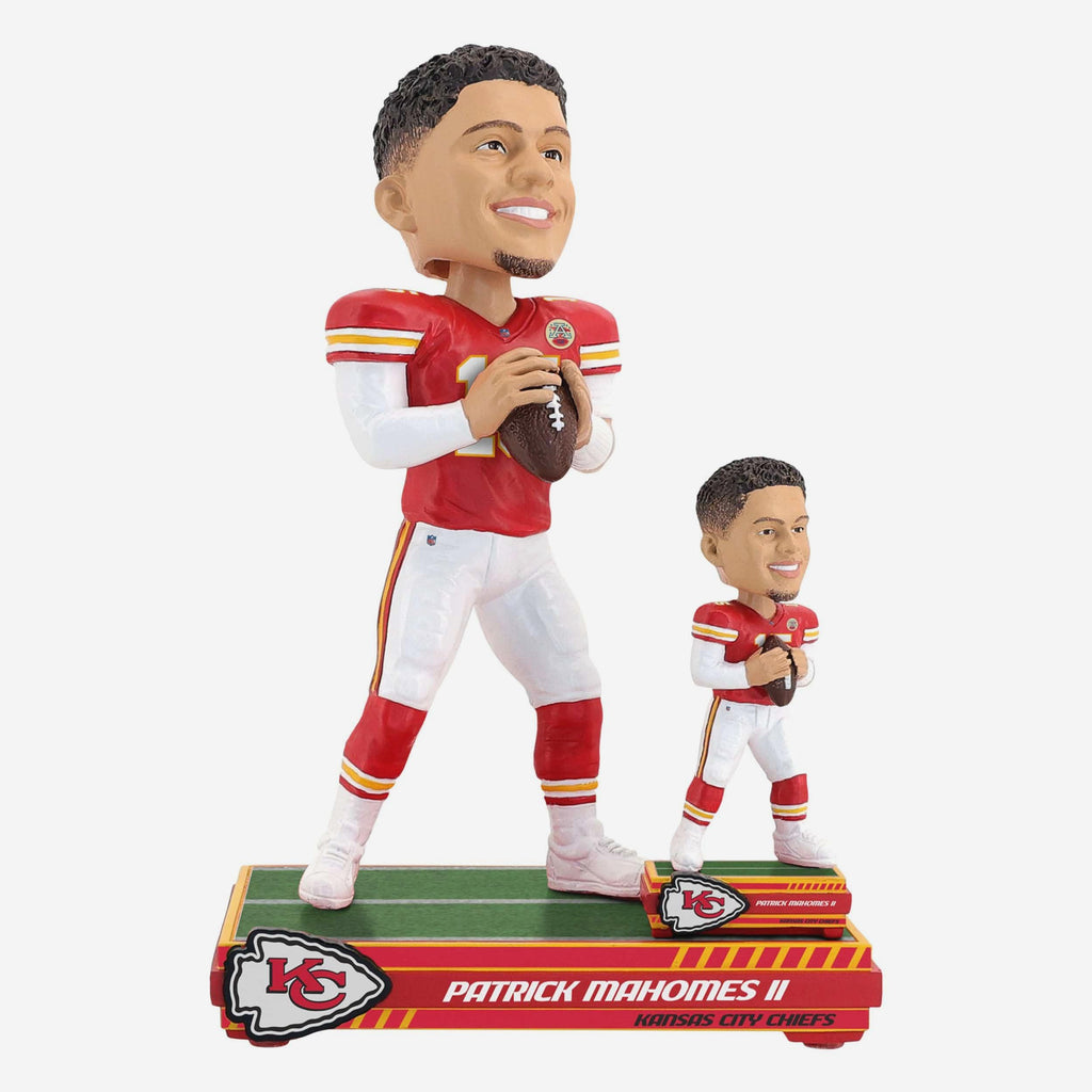 Patrick Mahomes Kansas City Chiefs Magnetized Bobble Dubblz Bobblehead FOCO - FOCO.com