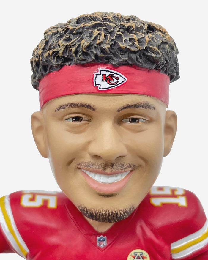 Patrick Mahomes Kansas City Chiefs 2024 NFL Playoffs Falling Touchdown Bobblehead FOCO - FOCO.com