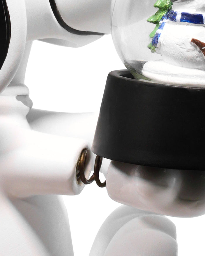 Dallas Cowboys Snoopy Peanuts Snow Globe Bobblehead FOCO - FOCO.com