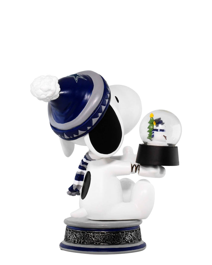 Dallas Cowboys Snoopy Peanuts Snow Globe Bobblehead FOCO - FOCO.com