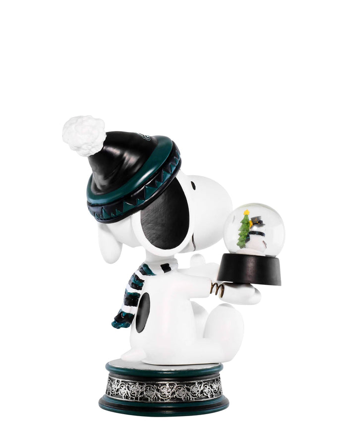 Philadelphia Eagles Snoopy Peanuts Snow Globe Bobblehead FOCO - FOCO.com