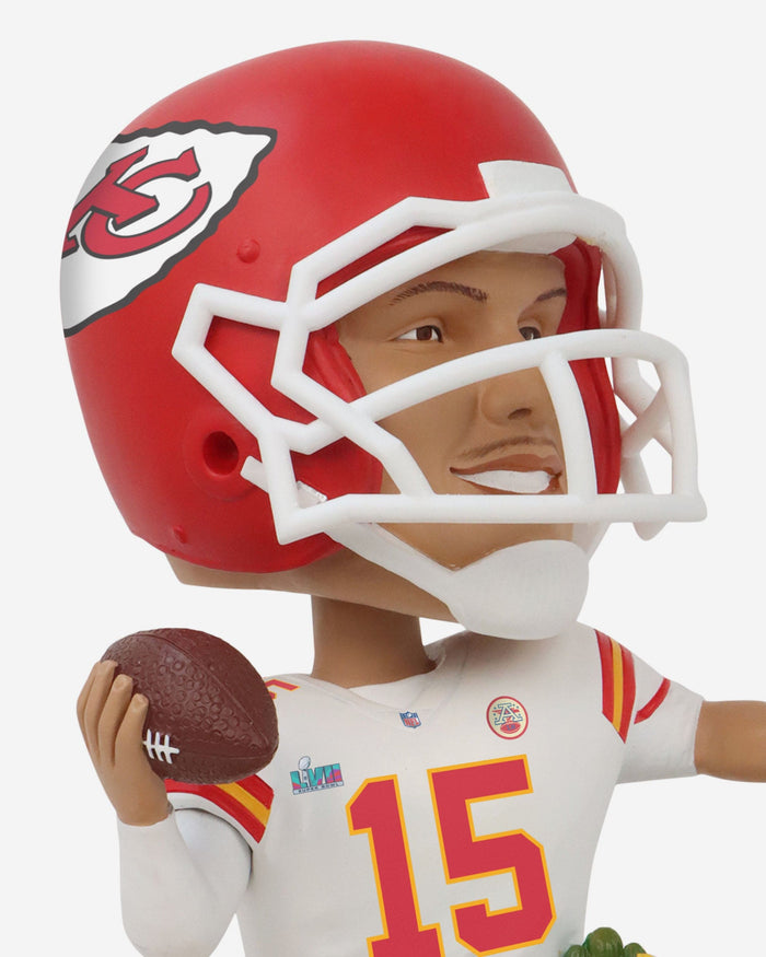 Patrick Mahomes Kansas City Chiefs Super Bowl LVII MVP Bust Bighead Bobblehead FOCO - FOCO.com