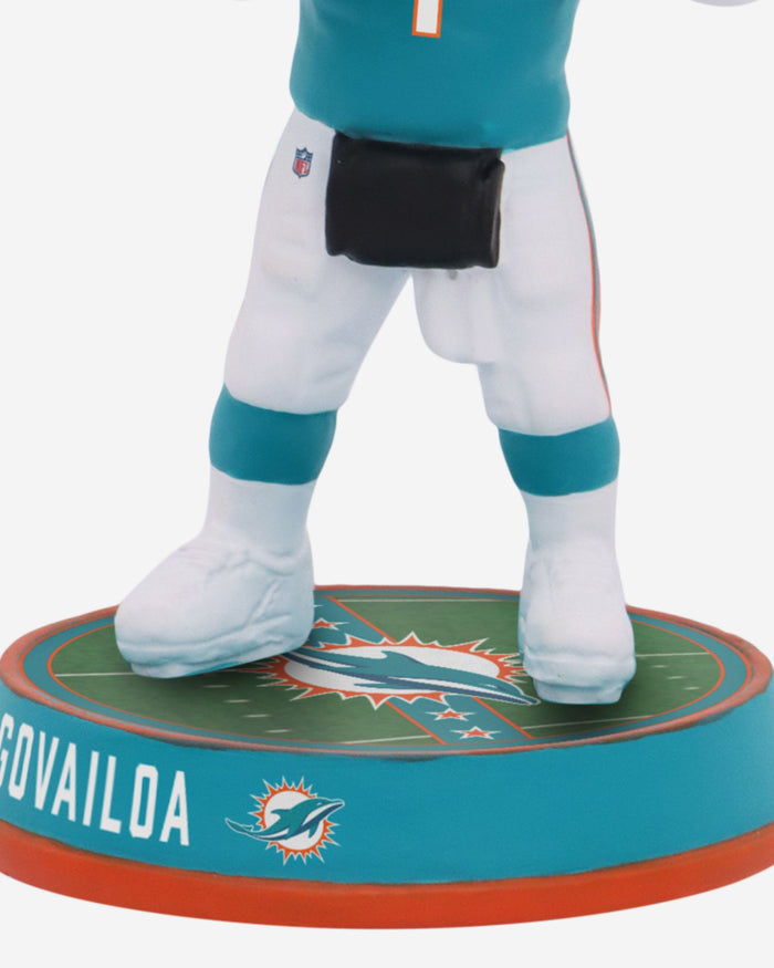 Tua Tagovailoa Miami Dolphins Field Stripe Mini Bighead Bobblehead FOCO - FOCO.com