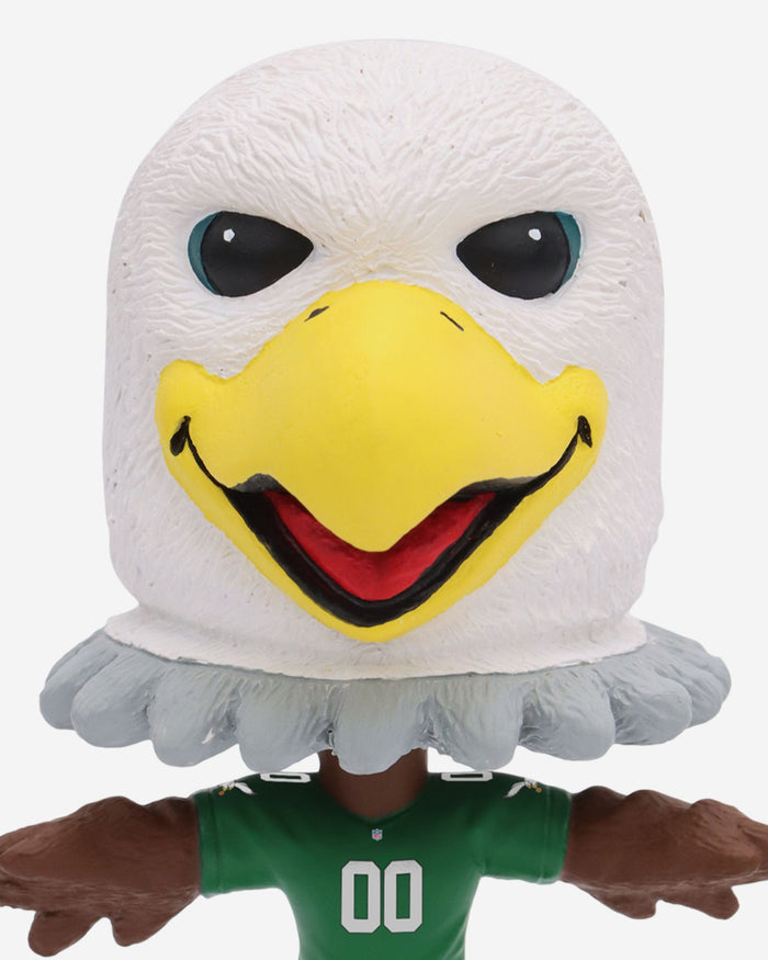 Swoop Philadelphia Eagles Kelly Green Uniform Field Stripe Mascot Mini Bighead Bobblehead FOCO - FOCO.com