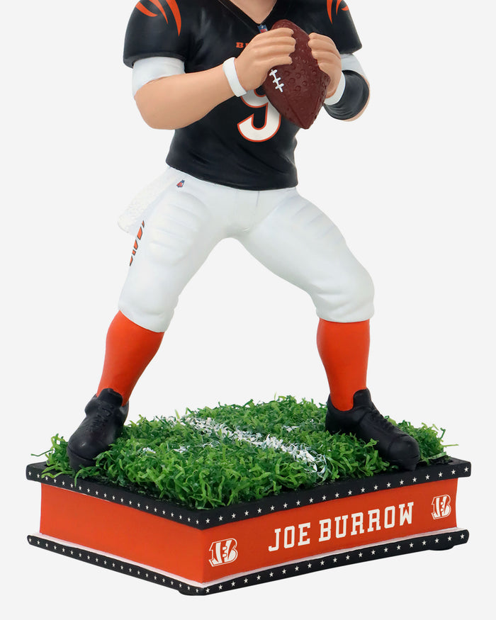 Joe Burrow Cincinnati Bengals Field Star Bobblehead FOCO - FOCO.com