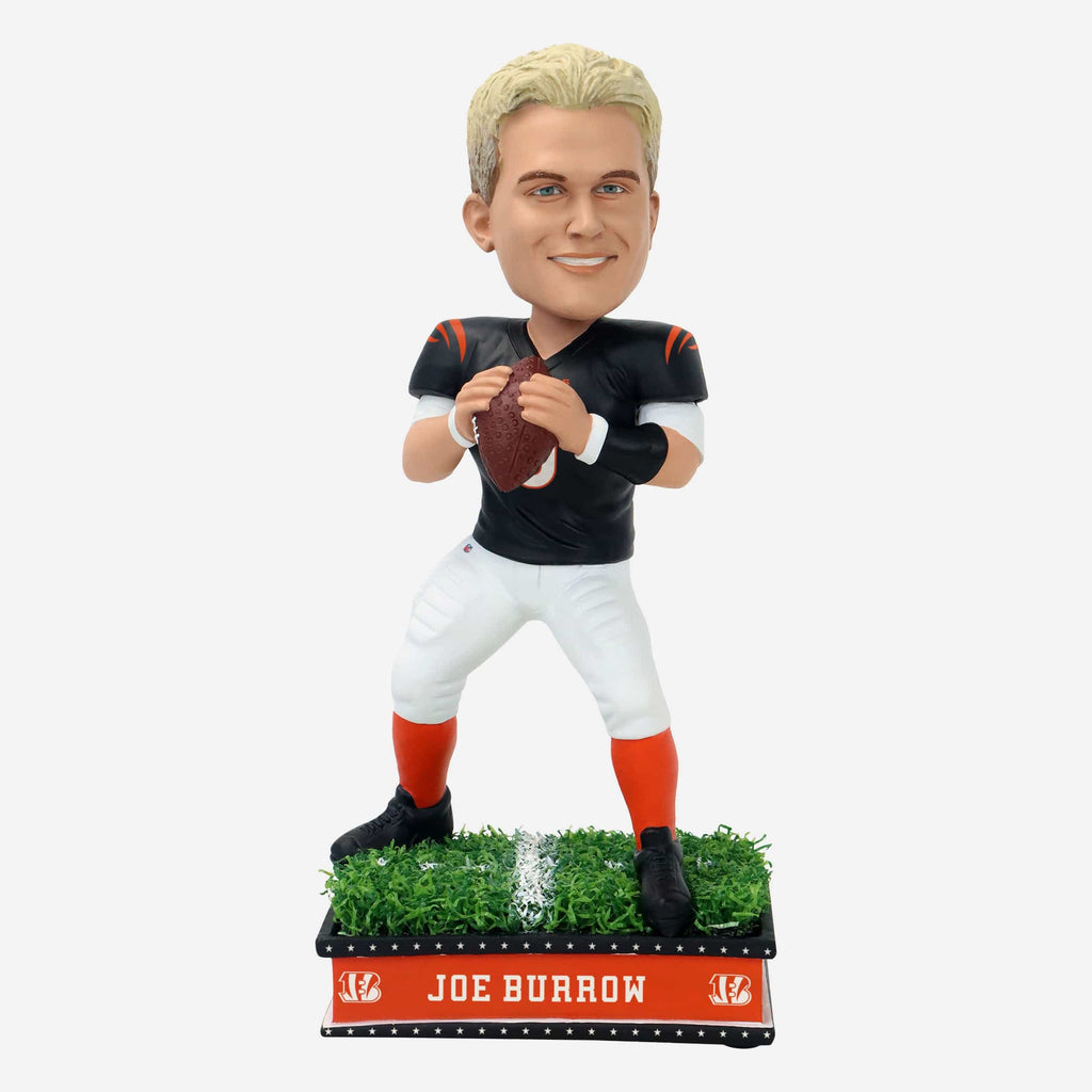 Joe Burrow Cincinnati Bengals Field Star Bobblehead FOCO - FOCO.com