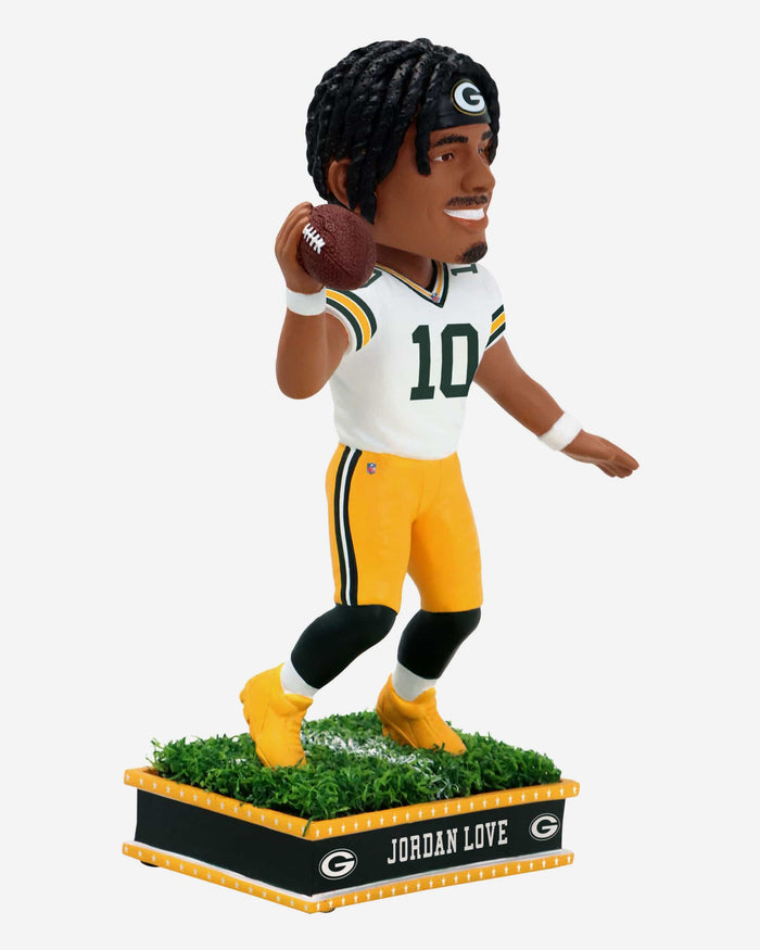 Jordan Love Green Bay Packers Field Star Bobblehead FOCO - FOCO.com