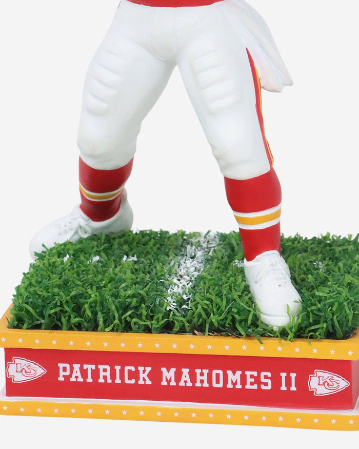 Patrick Mahomes Kansas City Chiefs Field Star Bobblehead FOCO - FOCO.com