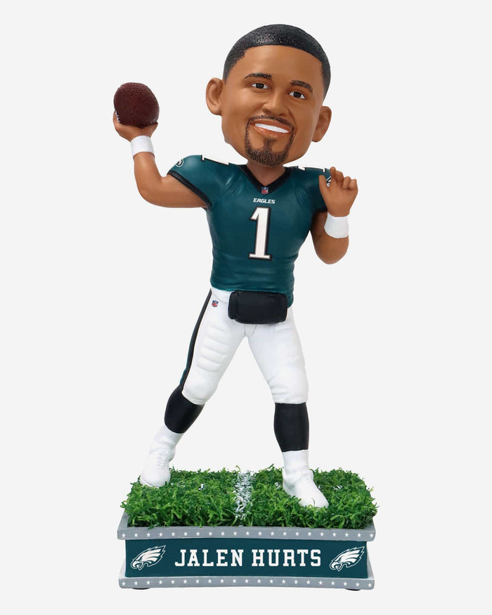 Jalen Hurts Philadelphia Eagles Field Star Bobblehead FOCO - FOCO.com