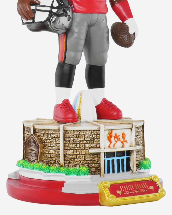 Derrick Brooks Tampa Bay Buccaneers Pro Football Hall of Fame Bobblehead FOCO - FOCO.com