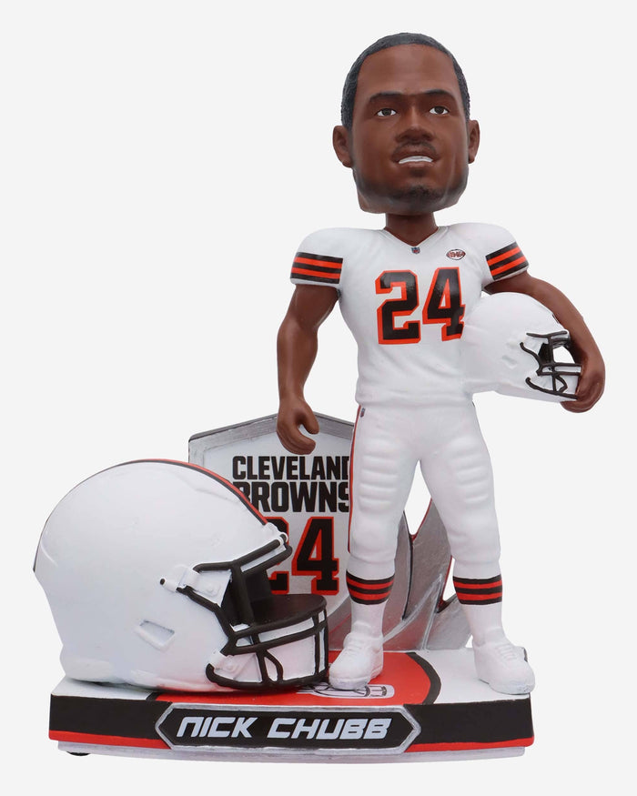 Nick Chubb Cleveland Browns 2023 Alternate Helmet Bobblehead FOCO - FOCO.com