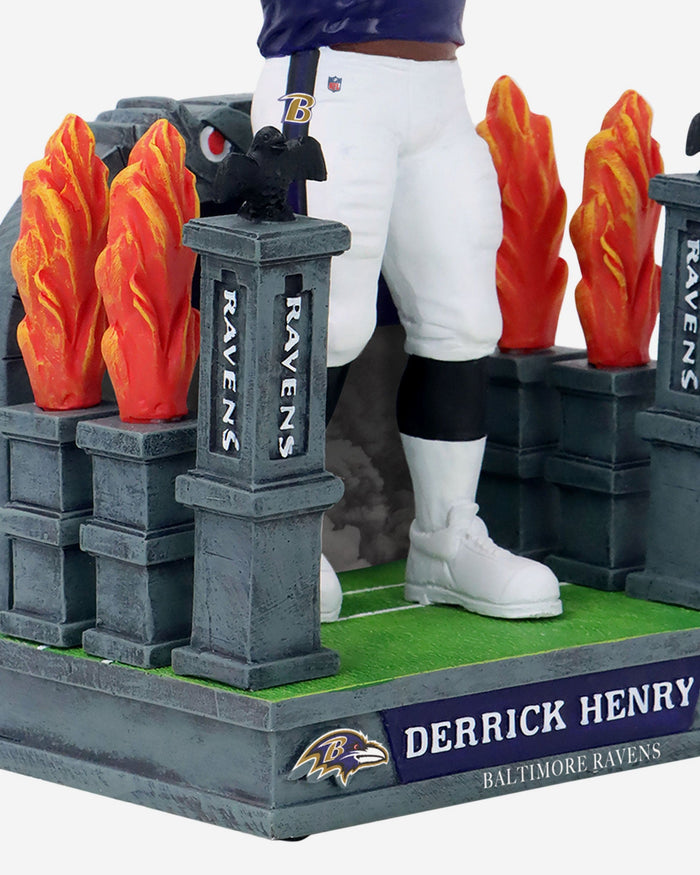 Derrick Henry Baltimore Ravens Tunnel Entrance Bobblehead FOCO - FOCO.com