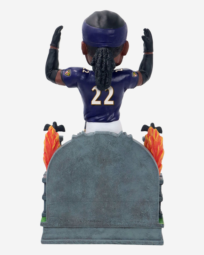 Derrick Henry Baltimore Ravens Tunnel Entrance Bobblehead FOCO - FOCO.com