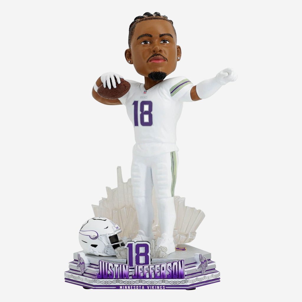 Justin Jefferson Minnesota Vikings Winter Warrior Bobblehead FOCO - FOCO.com