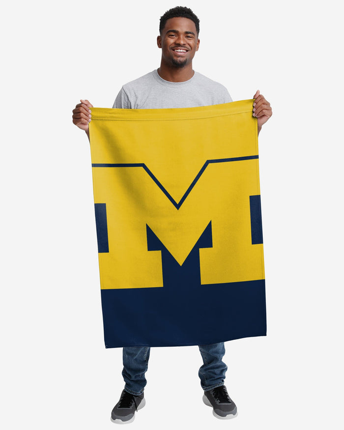 Michigan Wolverines Vertical Flag FOCO - FOCO.com