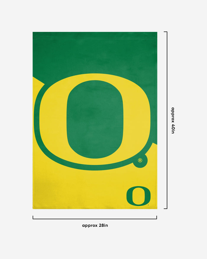 Oregon Ducks Vertical Flag FOCO - FOCO.com