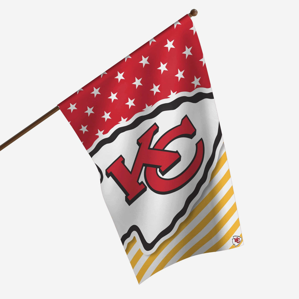 Kansas City Chiefs Big Logo Americana Vertical Flag FOCO - FOCO.com