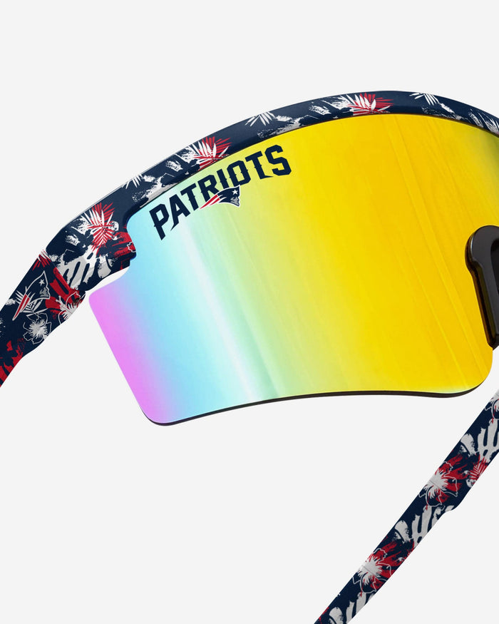 New England Patriots Floral Large Frame Sunglasses FOCO - FOCO.com