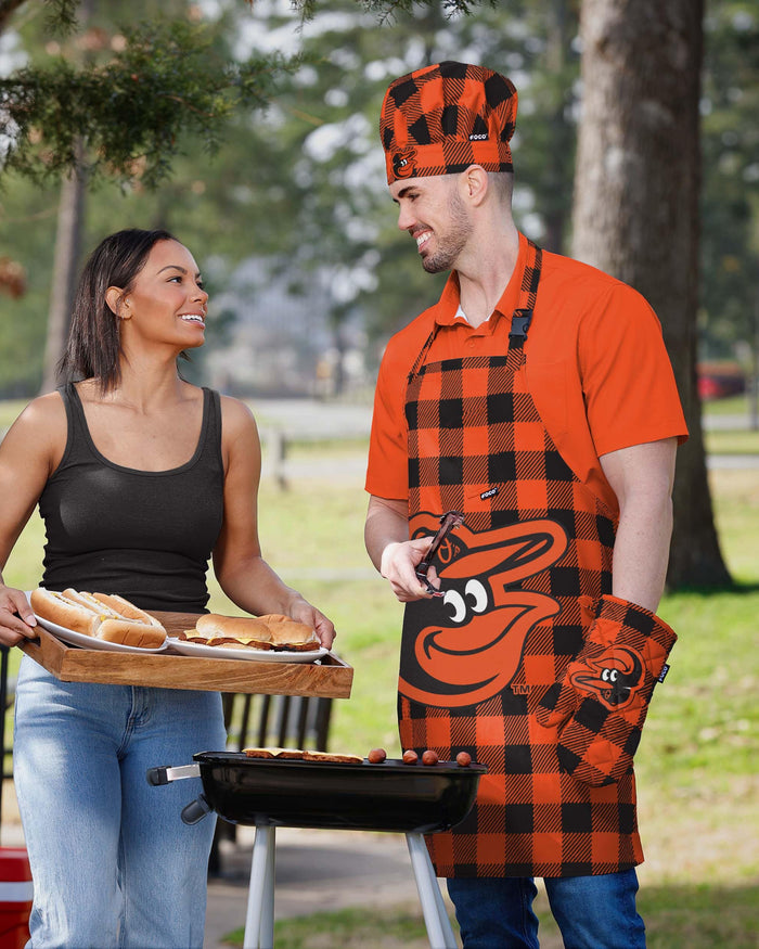 Baltimore Orioles Plaid Chef Set FOCO - FOCO.com