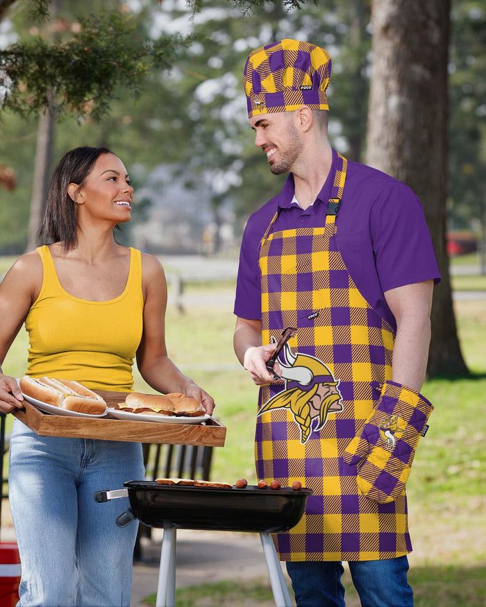 Minnesota Vikings Plaid Chef Set FOCO - FOCO.com