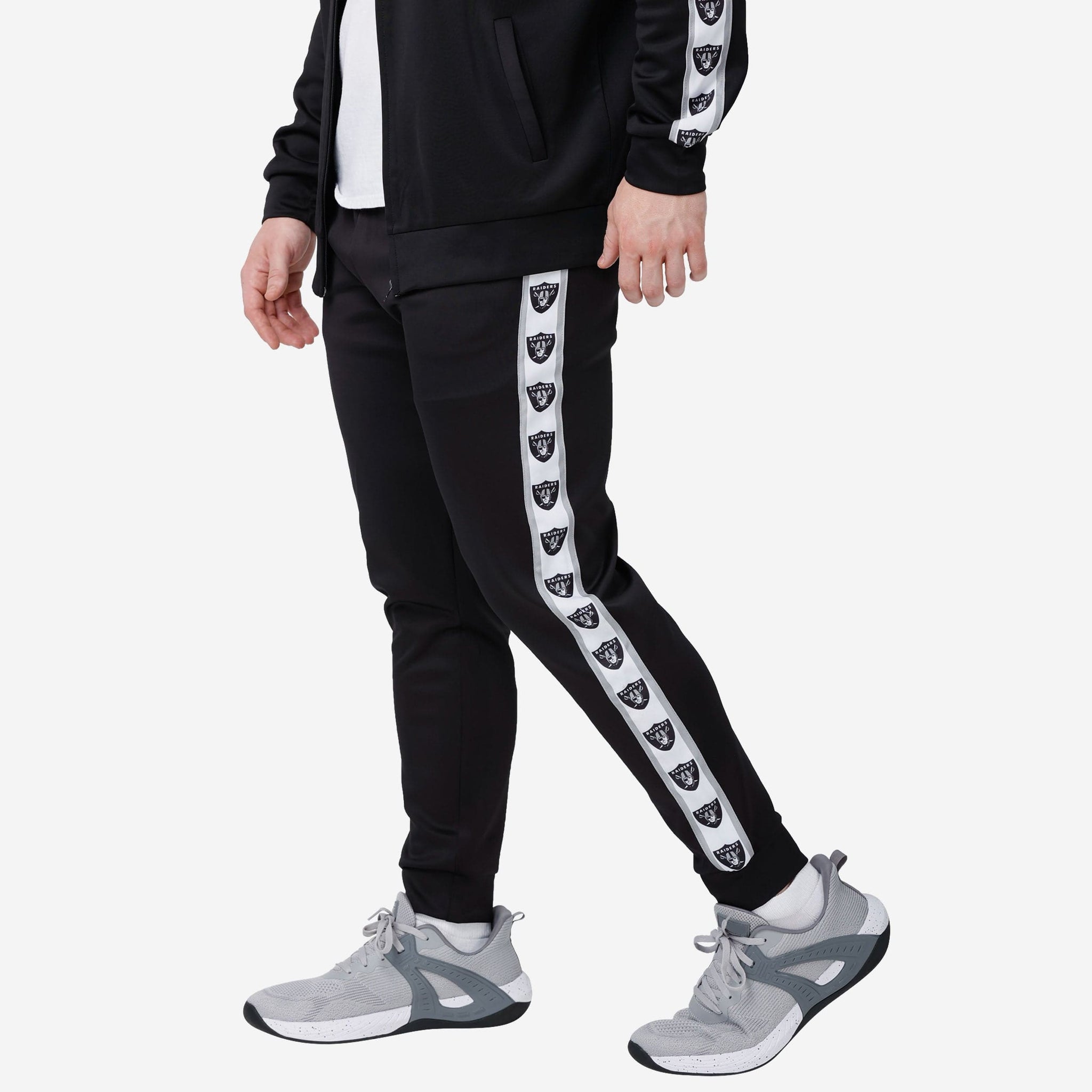 Adidas Mens Brooklyn Nets NBA Warm Up Track Pants Black W/White Stripes  Large