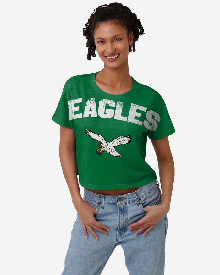 Philadelphia Eagles Kelly Green Womens Petite Distressed Wordmark Crop Top FOCO XS - FOCO.com