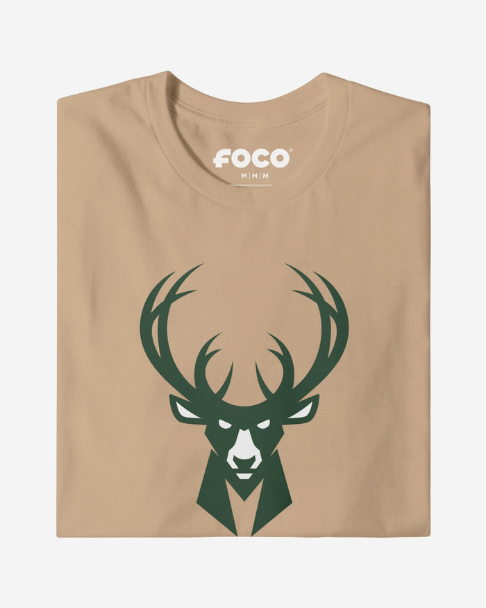 Milwaukee Bucks Primary Logo T-Shirt FOCO Forest S - FOCO.com