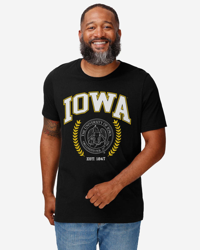 Iowa Hawkeyes Team Crest T-Shirt FOCO - FOCO.com