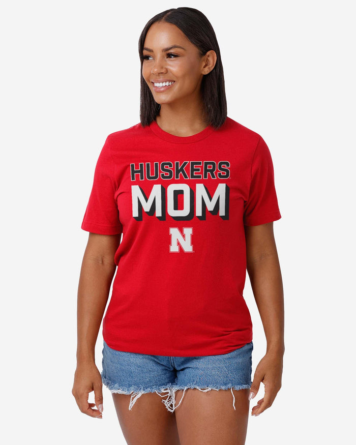Nebraska Cornhuskers Team Mom T-Shirt FOCO - FOCO.com