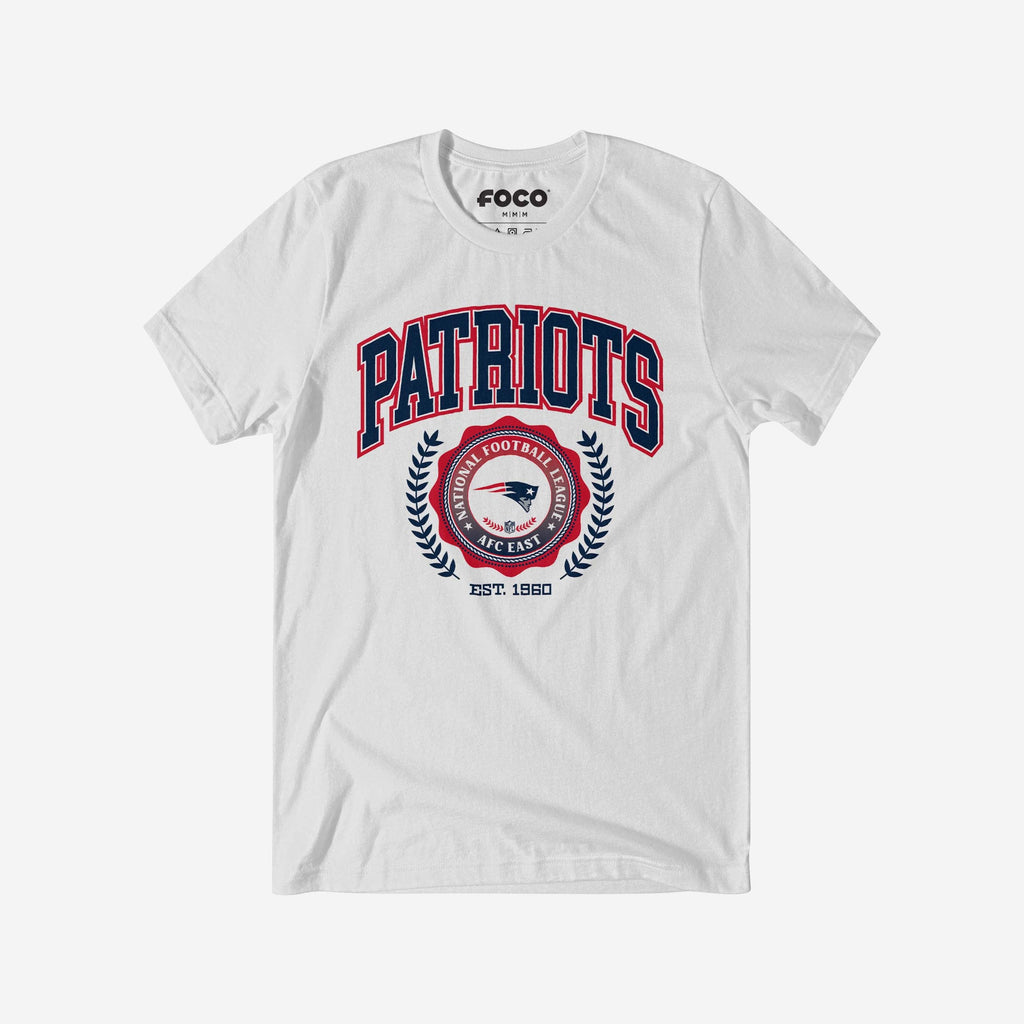 New England Patriots Team Crest T-Shirt FOCO White S - FOCO.com