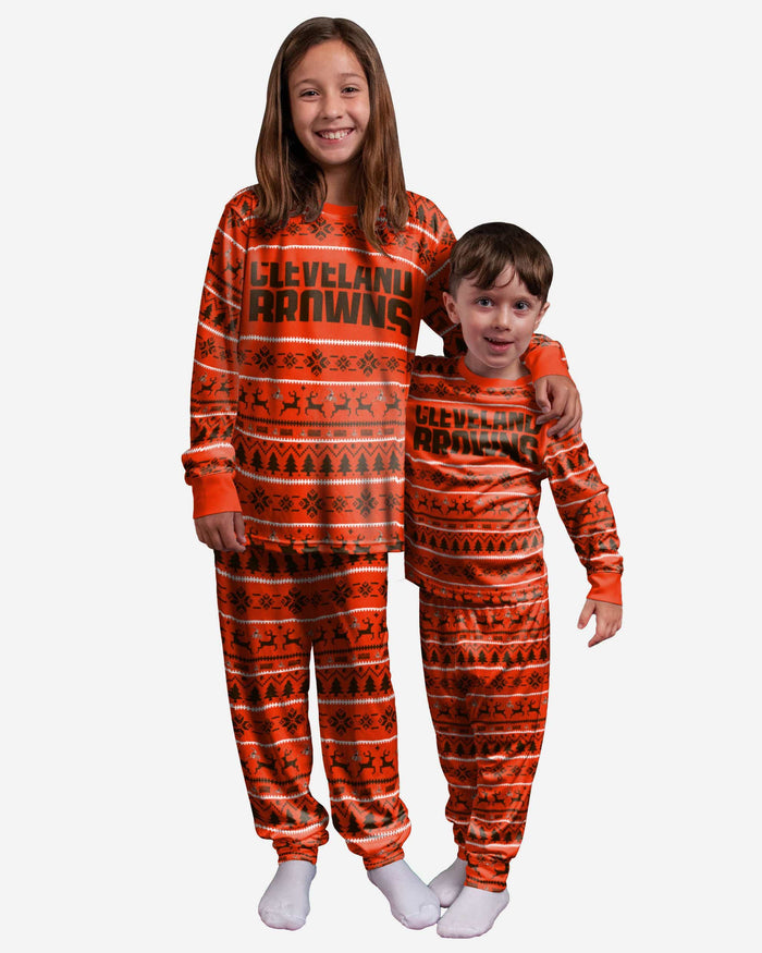 Cleveland Browns Youth Family Holiday Pajamas FOCO 4 - FOCO.com