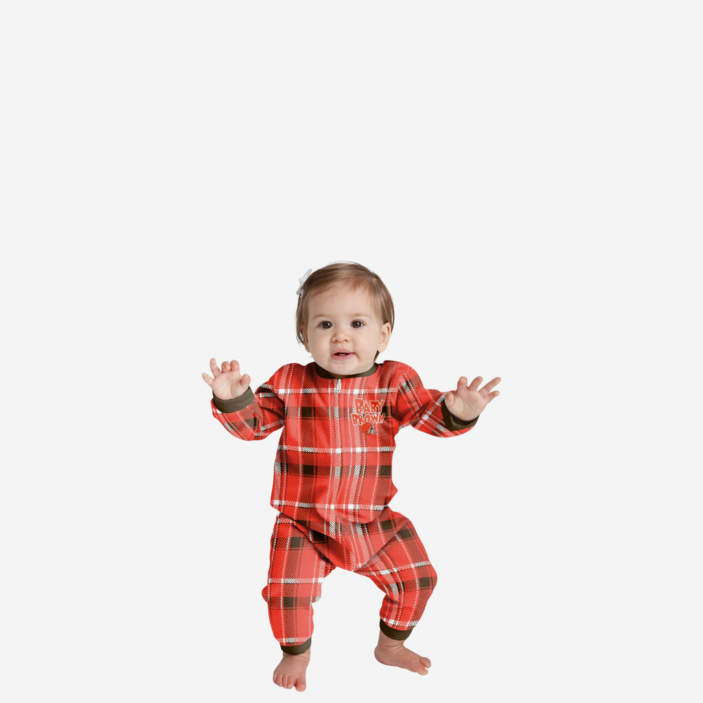 Cleveland Browns Infant Plaid Family Holiday Pajamas FOCO 12 mo - FOCO.com