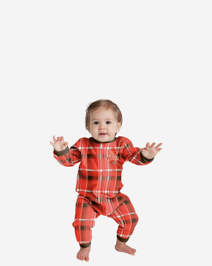 Cleveland Browns Infant Plaid Family Holiday Pajamas FOCO 12 mo - FOCO.com