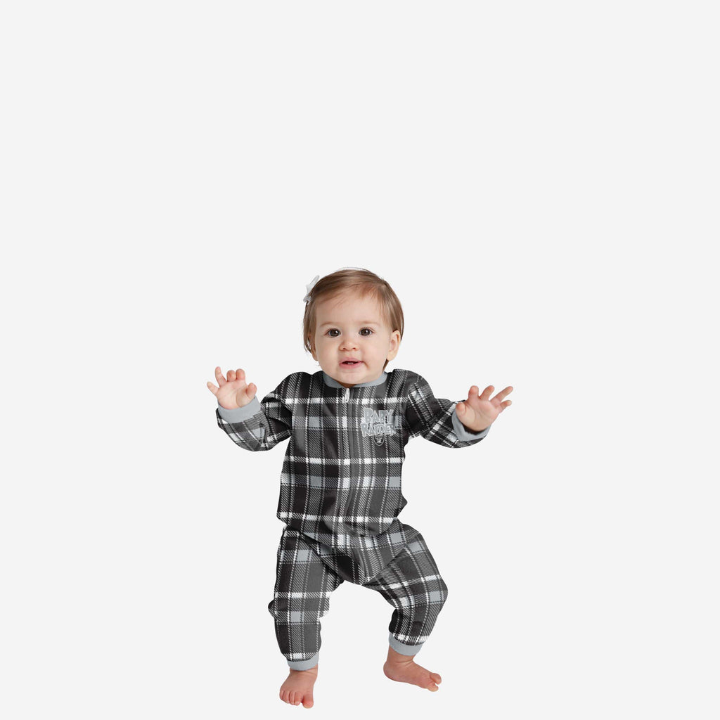 Las Vegas Raiders Infant Plaid Family Holiday Pajamas FOCO 12 mo - FOCO.com