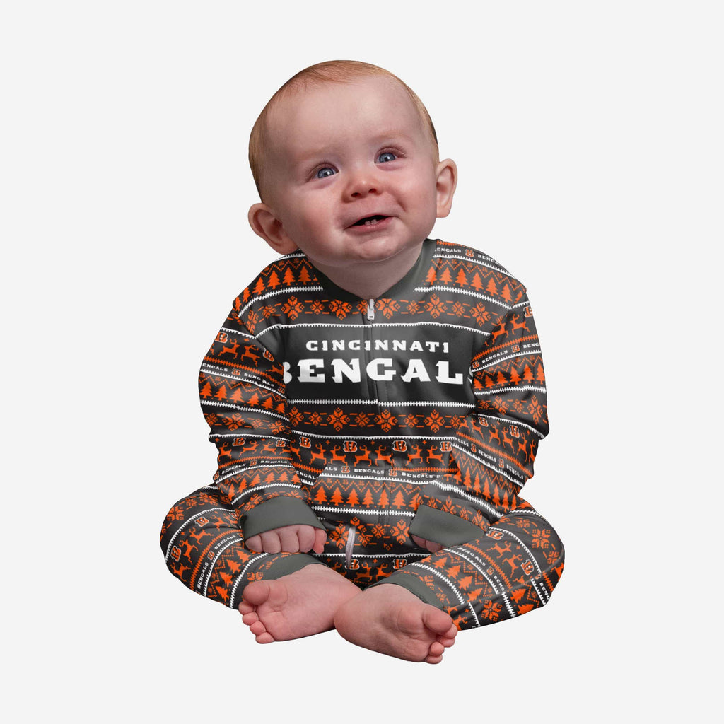 Cincinnati Bengals Infant Family Holiday Pajamas FOCO 12 mo - FOCO.com