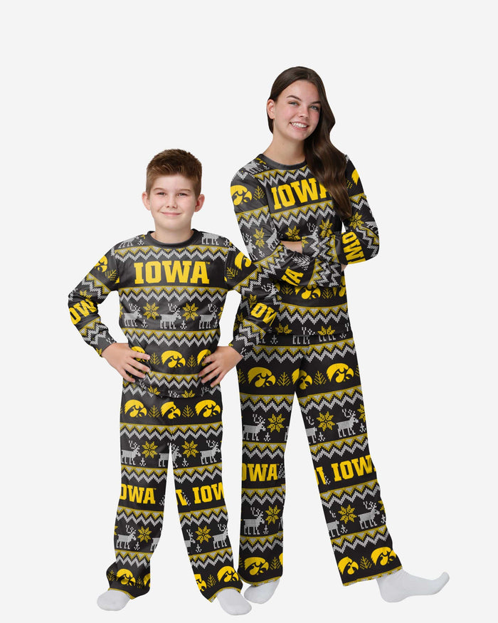 Iowa Hawkeyes Youth Ugly Pattern Family Holiday Pajamas FOCO 4 - FOCO.com
