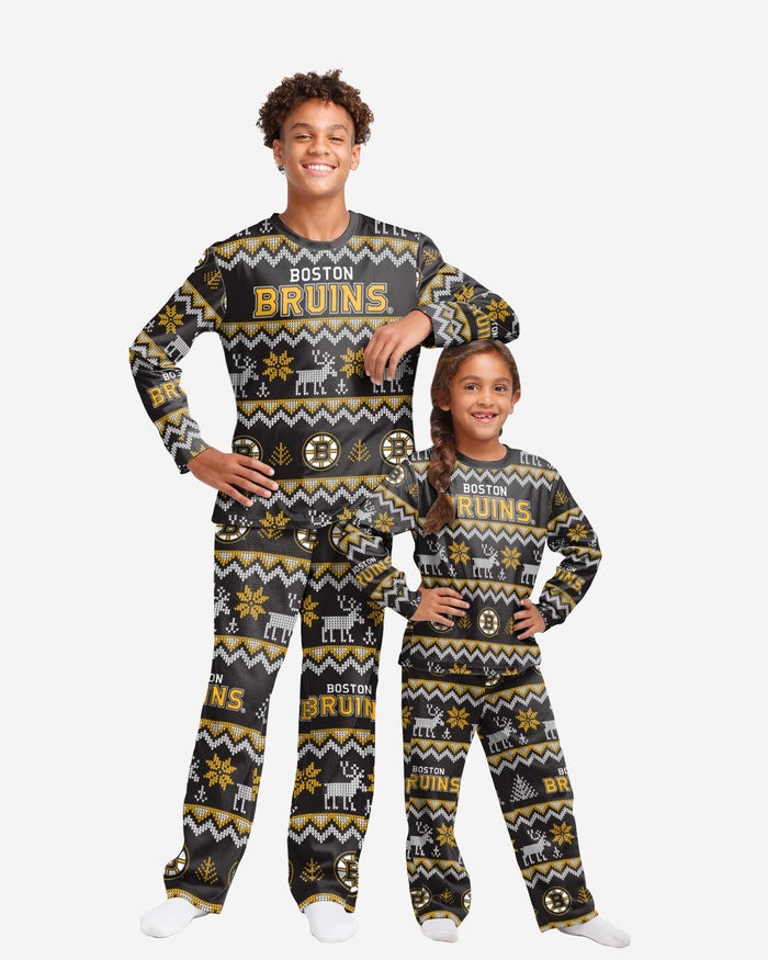 Boston Bruins Youth Ugly Pattern Family Holiday Pajamas FOCO 4 - FOCO.com