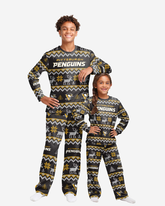 Pittsburgh Penguins Youth Ugly Pattern Family Holiday Pajamas FOCO 4 - FOCO.com