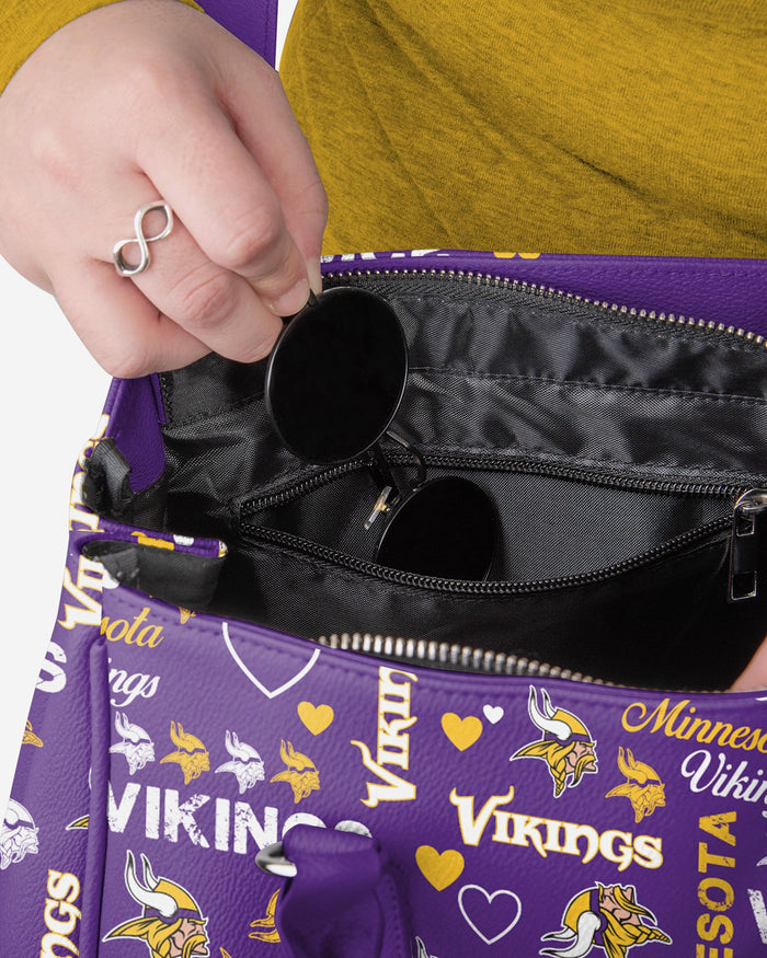 Minnesota Vikings Logo Love Purse FOCO - FOCO.com