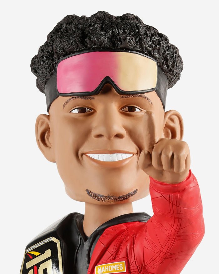 Patrick Mahomes Kansas City Chiefs Parade 3 Ft Bobblehead FOCO - FOCO.com