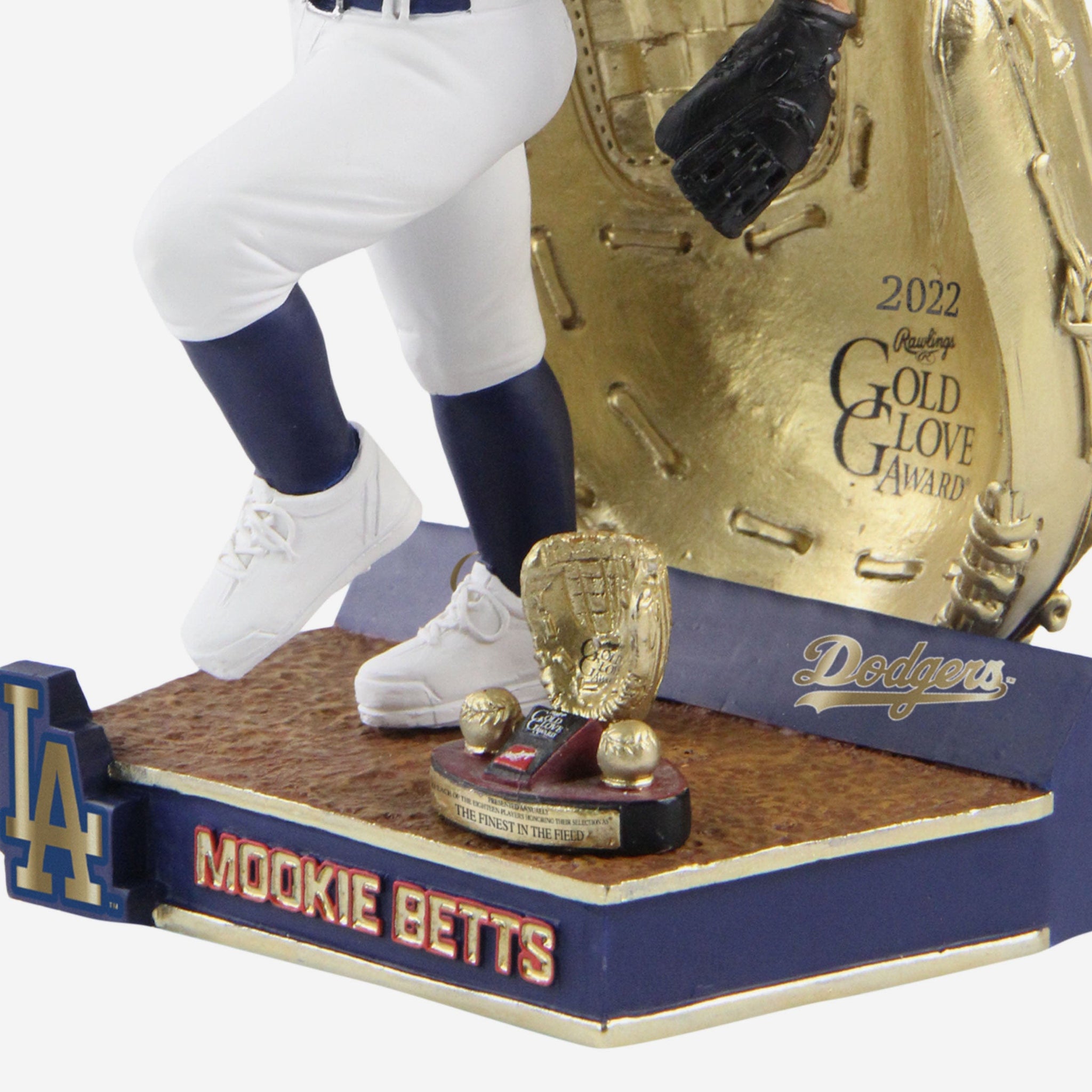 Mookie Betts Los Angeles Dodgers 2022 Gold Glove Bobblehead FOCO