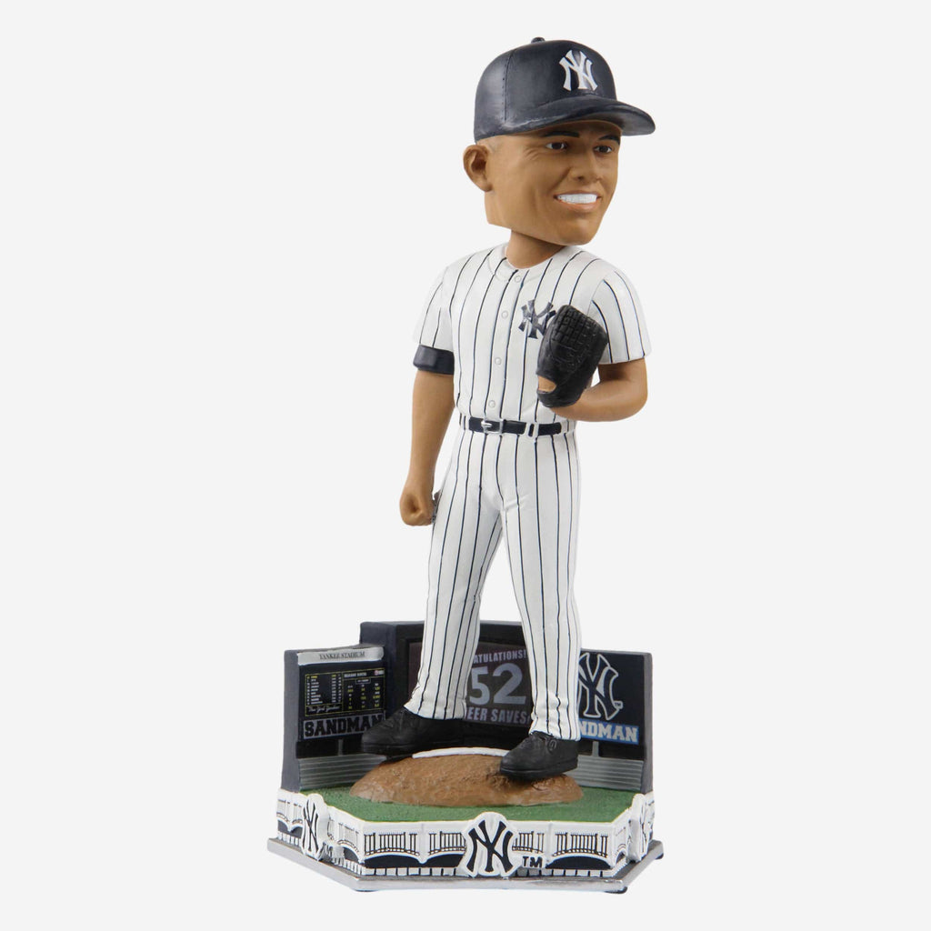 Mariano Rivera New York Yankees All-Time Saves Leader Bobblehead FOCO - FOCO.com