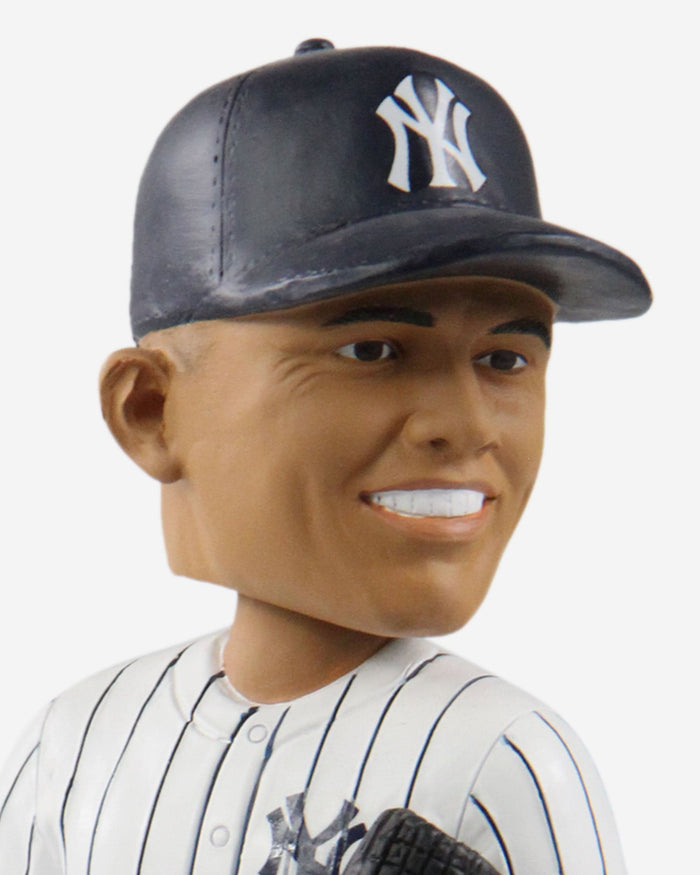 Mariano Rivera New York Yankees All-Time Saves Leader Bobblehead FOCO - FOCO.com