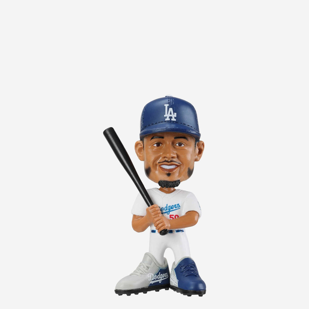 Mookie Betts Los Angeles Dodgers Vinyl Showstomperz Bobblehead FOCO - FOCO.com