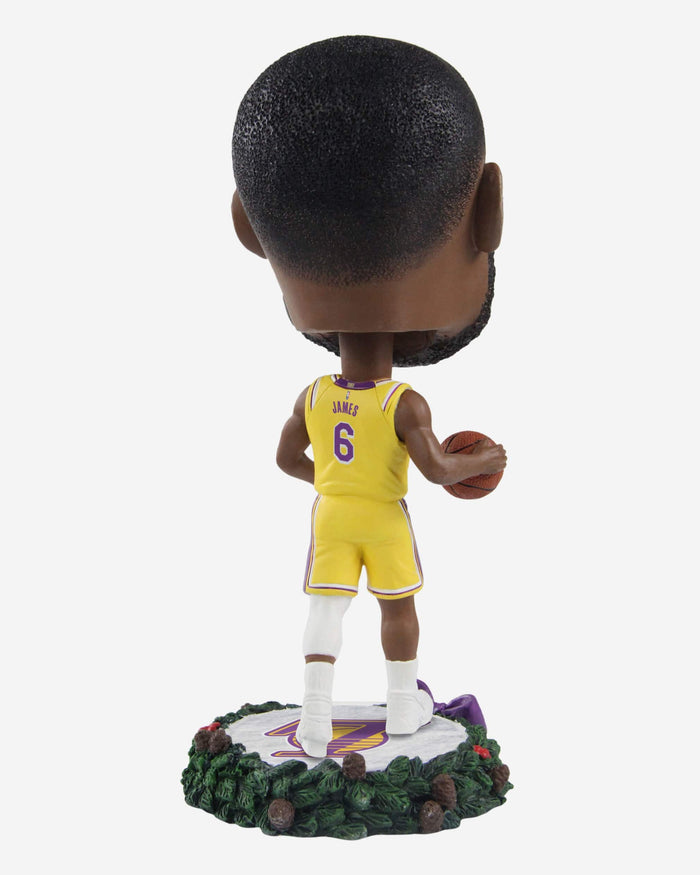 LeBron James Los Angeles Lakers Holiday Wreath Bighead Bobblehead FOCO - FOCO.com