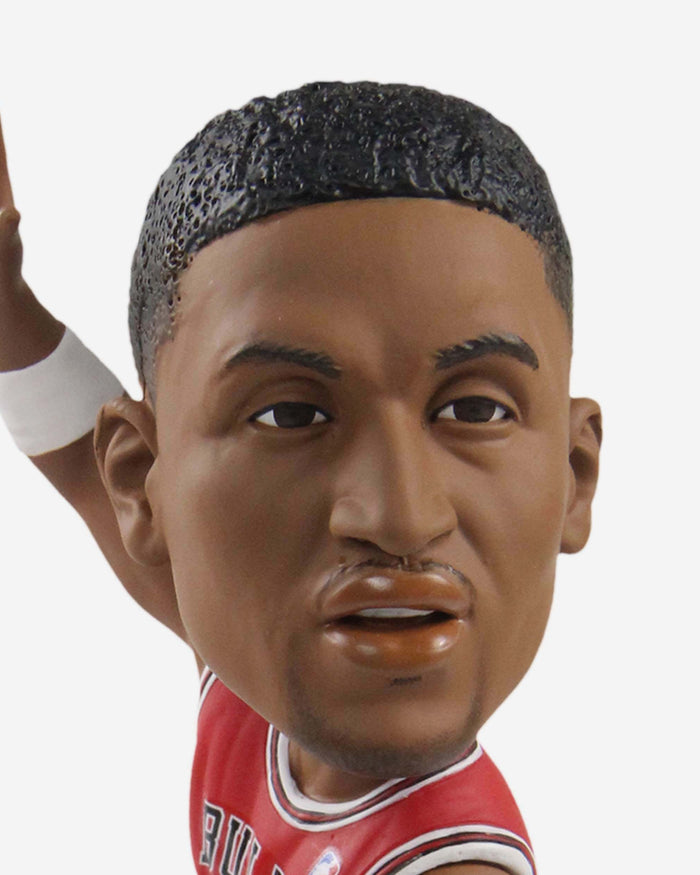 Scottie Pippen Chicago Bulls Lockdown Defense Bobblehead FOCO - FOCO.com