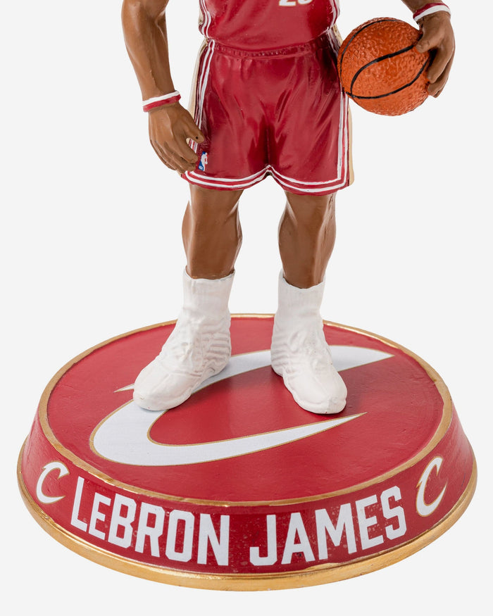 LeBron James Cleveland Cavaliers Variant Bighead Bobblehead NBA Basketball  at 's Sports Collectibles Store