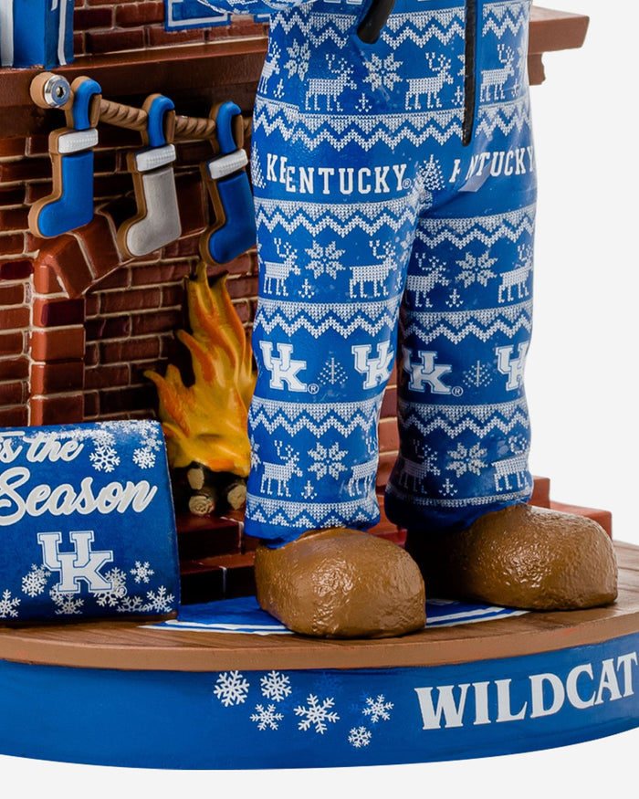 Scratch Kentucky Wildcats Holiday Mascot Bobblehead FOCO - FOCO.com